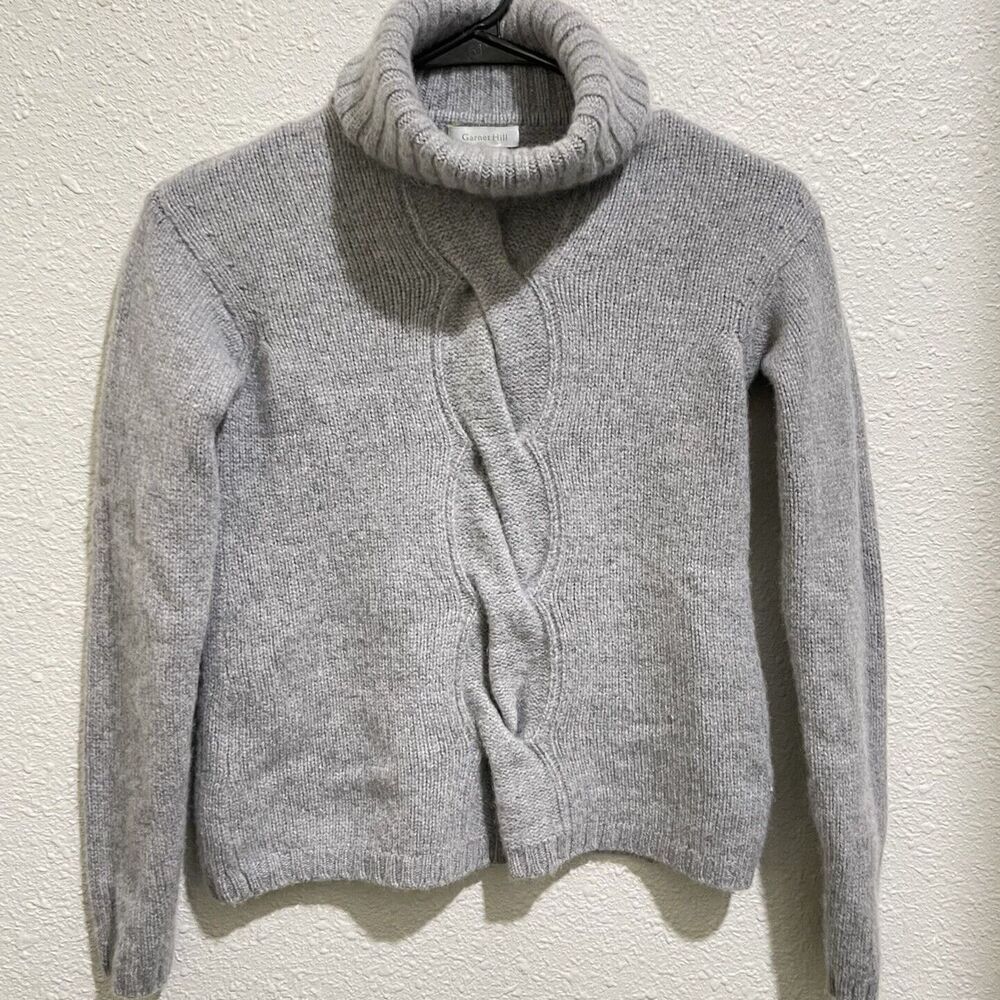 Garnet Hill Sweater XS 100% Cashmere Gray Cable Knit Turtleneck Cozy Preppy Soft